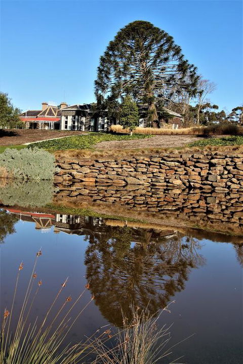 Barunah Plains Homestead - 10 Bedrooms - Sleeps 22 - Accommodation QLD 3