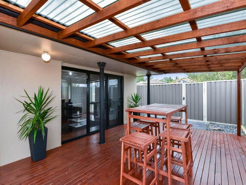 Bass House - Accommodation QLD 1