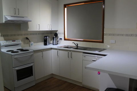 Batehaven Hideaway - Accommodation QLD 2