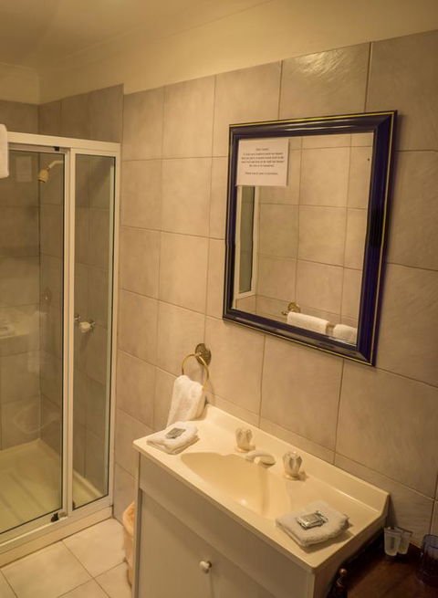 Battery Point Manor - Accommodation QLD 3