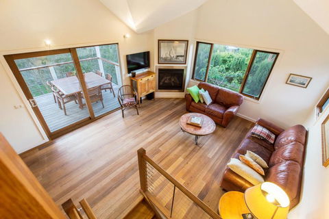 BAY VIEWS ON MANNA - DROMANA - Accommodation QLD 1