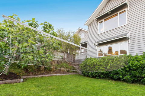 BAY VIEWS ON MANNA - DROMANA - Accommodation QLD 0