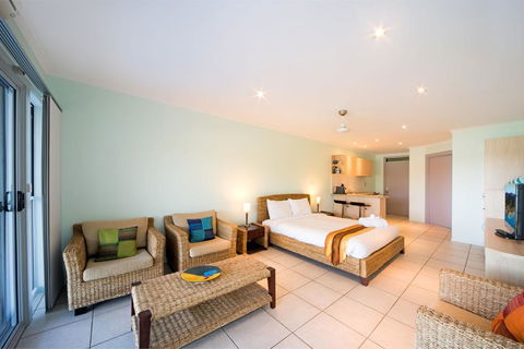 Baybliss Apartments Studio 2 - Accommodation QLD 1