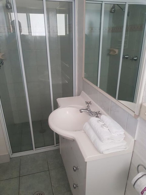 Bayview Apartments - Accommodation QLD 2