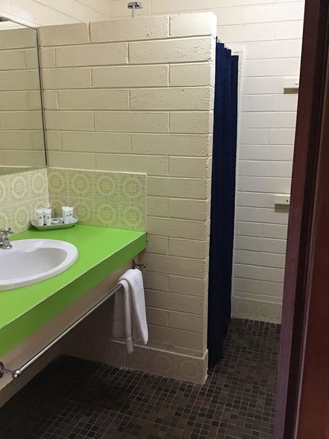 Bayview Motel - Accommodation QLD 3