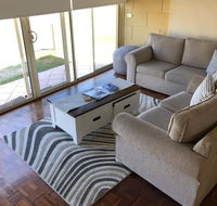 Bayview no 1 - Next to the Beach - Accommodation QLD