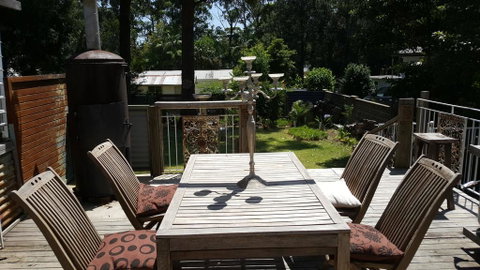 Beach And Bush Getaway - Accommodation QLD 0