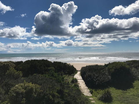 Beach Break - Accommodation QLD 1