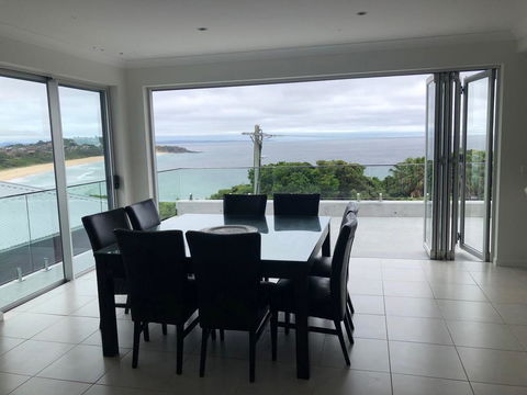 BEACH BREAK, 34 CLIFF ROAD - Accommodation QLD 2