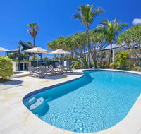 Beach Breakers Resort - Accommodation QLD