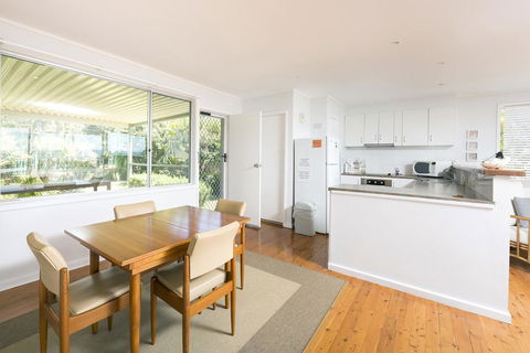 Beach Cottage, Forster - Accommodation QLD 3