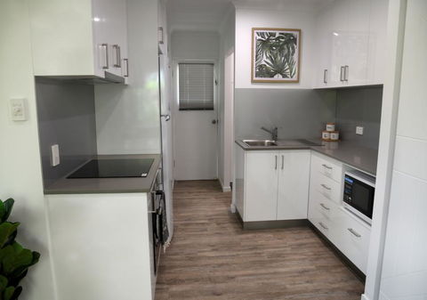 Beach Daze - Accommodation QLD 3