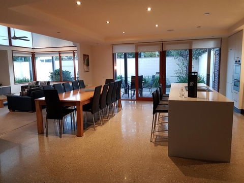 Beach Haven - Accommodation QLD 3