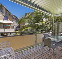 Beach House on Hastings - Beach Houses 22 Hastings St - Accommodation QLD