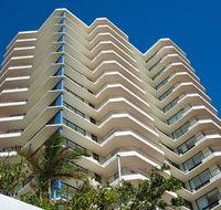 Beach House Seaside Resort - Accommodation QLD