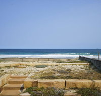 Beach House- 45 Curtis Parade - Accommodation QLD