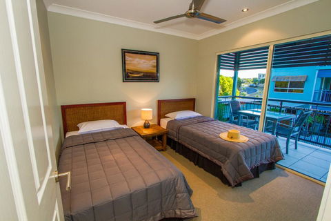 Beach Pad 2 - Accommodation QLD 1
