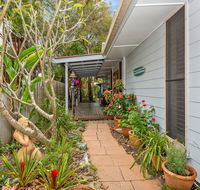 BEACH RETREAT - Accommodation QLD
