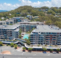 Beach Side Ocean Burleigh Heads 3 bedroom Family Accomodation - Accommodation QLD