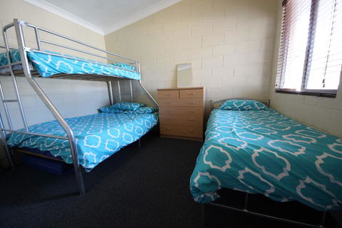 Beach Unit 7 At Hat Head - Accommodation QLD 3