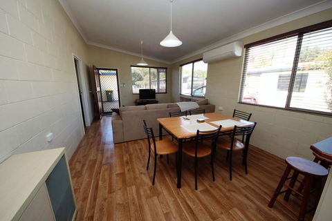 Beach Unit 7 At Hat Head - Accommodation QLD 2