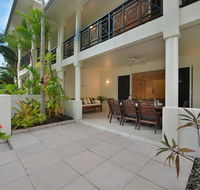 Beach Villa - 4 Plantation House - Accommodation QLD