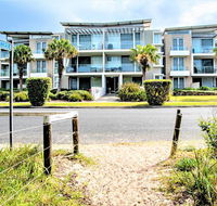Beaches Holiday Resort - Apartment 2 - Accommodation QLD