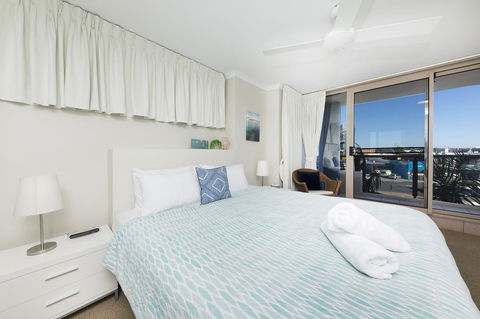 Beaches International - Accommodation QLD 2