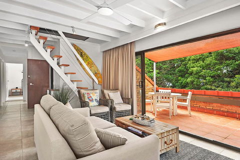 Beachfront 7 Penthouse - Sawtell, NSW - Accommodation QLD 0