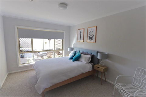 Beachfront Living! - Accommodation QLD 3