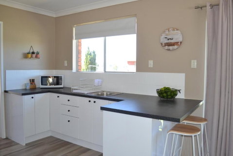 Rio Rita Ocean View Apartments - Accommodation QLD 3