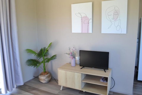 Rio Rita Ocean View Apartments - Accommodation QLD 2