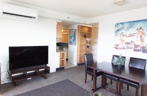 Republic Apartment - Accommodation QLD 0