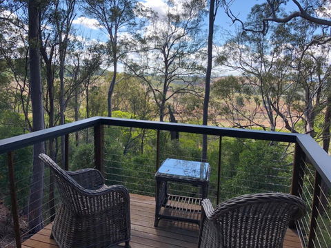 Redrock Retreat - Accommodation QLD 2