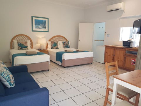 Reef Suite - Accommodation QLD 3