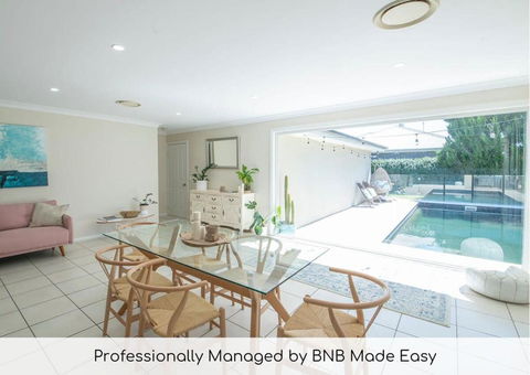 Regand Retreat - Luxurious Family Home, Pool - Accommodation QLD 0