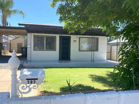 Relax At Gossan - Accommodation QLD 3