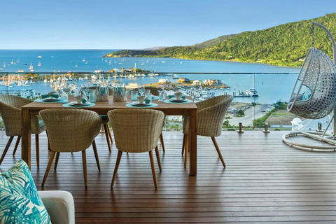 Relax & Daydream At 2 Elementa - Accommodation QLD 2