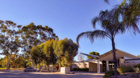 Renmark Country Club - Accommodation QLD 1