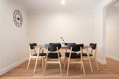 Renovated Delight In Invermay - Accommodation QLD 1