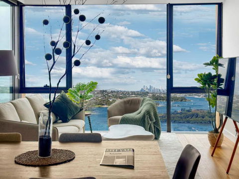Rhea Home Waterfront Flat Rhodes, Sydney - Accommodation QLD 0