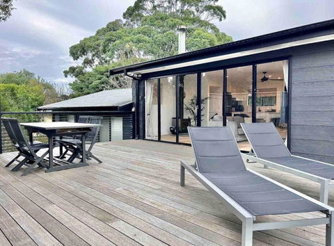 Rhyll Home With A View - Accommodation QLD 3