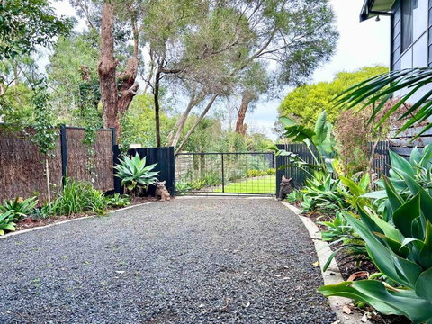 Rhyll Home With A View - Accommodation QLD 2