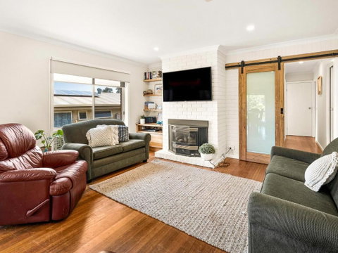 Rhyll Relaxer - Accommodation QLD 0