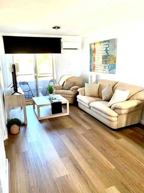 Right In Fremantle - Accommodation QLD 0