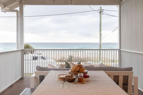 Rigi On Currumbin Beach - Accommodation QLD 1
