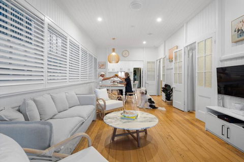 Rigi On Currumbin Beach - Accommodation QLD 2