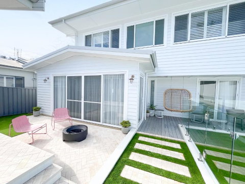 Riva House - Accommodation QLD 1