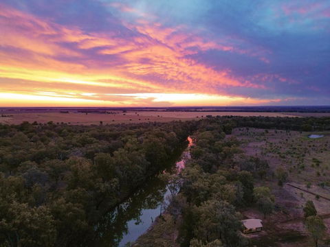 Riverbank Glamping - Accommodation QLD 1