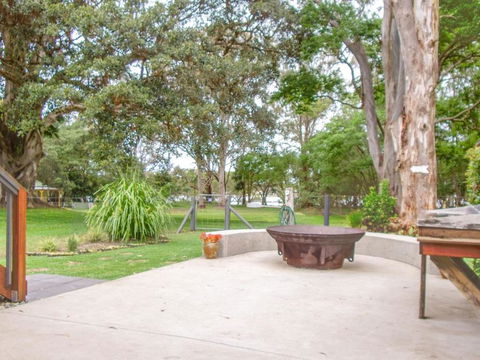 Riverside Retreat - Accommodation QLD 2